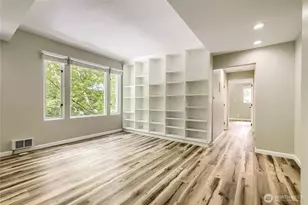 2700 4th Ave, Seattle, WA 98121 - Photo 5