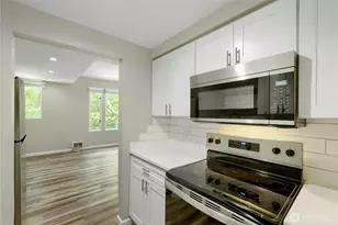2700 4th Ave, Seattle, WA 98121 - Photo 15