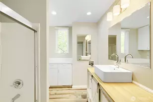 2700 4th Ave, Seattle, WA 98121 - Photo 13