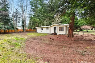 802 Hazzle Ct, Coupeville, WA 98239 - Photo 3