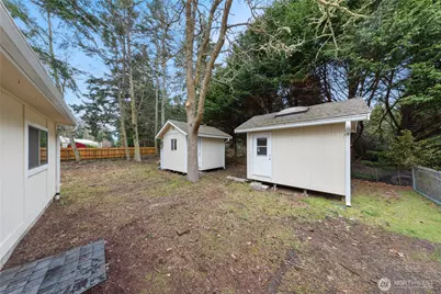 802 Hazzle Court, Coupeville, WA 98239 - Photo 31