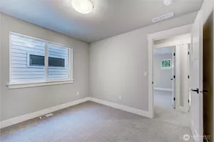 19233 Meridian Dr SE, Bothell, WA 98012 - Photo 29