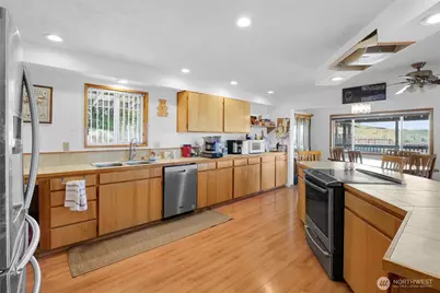 12166 E Hwy 28, Wilson Creek, WA 98860 - Photo 13