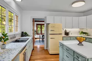 3601 E Cherry St, Seattle, WA 98122 - Photo 17