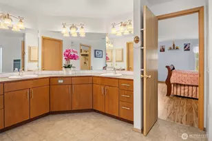 11426 81st Pl S, Seattle, WA 98178 - Photo 15