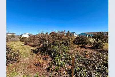 408 N Bel Air Loop SW, Ocean Shores, WA 98569 - Photo 5