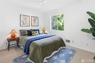 10215 Waters Ave S, Seattle, WA 98178 - Photo 27