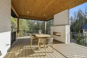 26030 NE 29th Pl, Redmond, WA 98053 - Photo 9