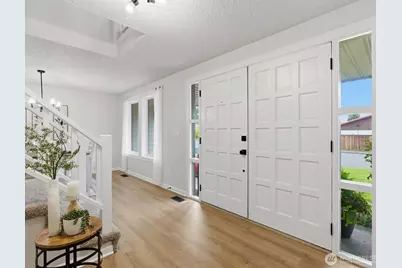 9112 10th Avenue SE, Everett, WA 98208 - Photo 3