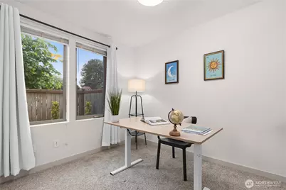 12002 Greenwood Avenue N, Seattle, WA 98133 - Photo 21
