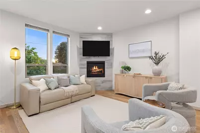 12002 Greenwood Avenue N, Seattle, WA 98133 - Photo 5