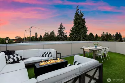 12002 Greenwood Avenue N, Seattle, WA 98133 - Photo 29