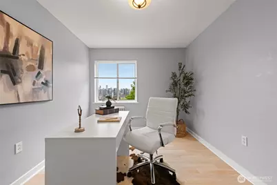 1800 Taylor Avenue N #210, Seattle, WA 98109 - Photo 19