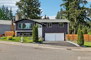 9232 NE 139th St, Kirkland, WA 98034 - Photo 1