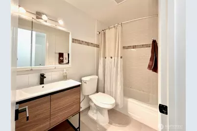 5834 NE 75th Street #B202, Seattle, WA 98115 - Photo 15