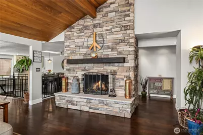 1601 Tacoma Point Drive E, Lake Tapps, WA 98391 - Photo 9
