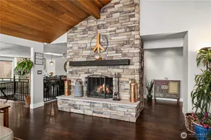 1601 Tacoma Point Dr E, Lake Tapps, WA 98391 - Photo 9