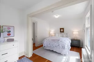 233 36th Ave E, Seattle, WA 98112 - Photo 25