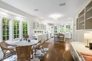 233 36th Ave E, Seattle, WA 98112 - Photo 17