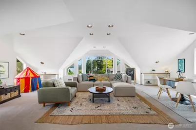 233 36th Avenue E, Seattle, WA 98112 - Photo 29