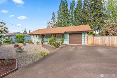 2002 Cascade Place W, University Place, WA 98466 - Photo 1