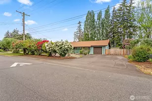 2002 Cascade Pl W, University Place, WA 98466 - Photo 3