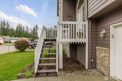 20112 44th Drive NE, Arlington, WA 98223 - Photo 5