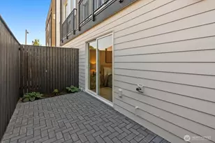 4412 Corliss Ave N, Seattle, WA 98013 - Photo 17