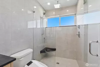 4412 Corliss Avenue N #A, Seattle, WA 98013 - Photo 11