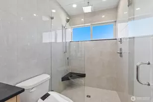 4412 Corliss Ave N, Seattle, WA 98013 - Photo 11