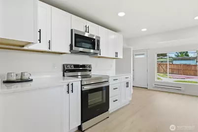 2012 E Gregory Street, Tacoma, WA 98404 - Photo 13