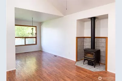 515 Thistle Street, Port Angeles, WA 98362 - Photo 3
