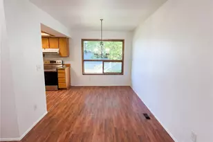 515 Thistle St, Port Angeles, WA 98362 - Photo 5