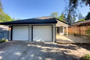 515 Thistle St, Port Angeles, WA 98362 - Photo 15