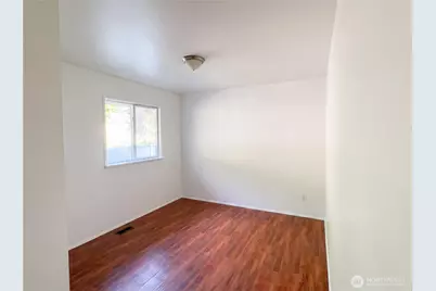 515 Thistle Street, Port Angeles, WA 98362 - Photo 11