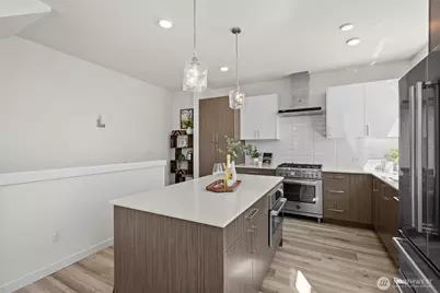3011 30th Avenue W #A, Seattle, WA 98199 - Photo 13
