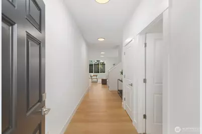 12317 23rd Drive SE #7, Everett, WA 98208 - Photo 3