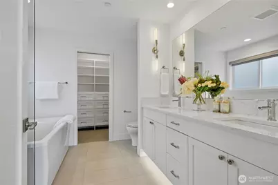 732 4th Court S #A, Kirkland, WA 98033 - Photo 13