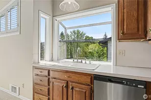3416 161st Court Southeast, Bellevue, WA 98008 - Photo 11