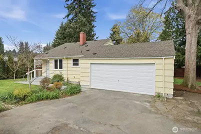 13323 20th Avenue NE, Seattle, WA 98125 - Photo 23