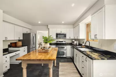 12704 217th Street SE, Snohomish, WA 98296 - Photo 5