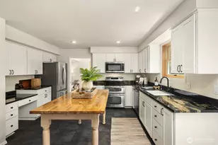 12704 217th St SE, Snohomish, WA 98296 - Photo 5