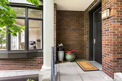 725 Harvard Avenue E, Seattle, WA 98102 - Photo 1