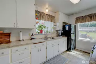 2901 Sunset Hwy, East Wenatchee, WA 98802 - Photo 3