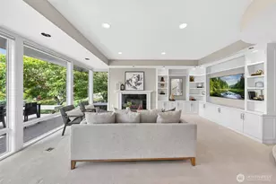 9829 NE 1st St, Bellevue, WA 98004 - Photo 3