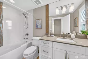 9829 NE 1st St, Bellevue, WA 98004 - Photo 27