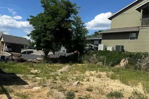 1007 N Baker Ave, East Wenatchee, WA 98802 - Photo 9