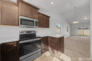 1118 W Sequoia Rd, Moses Lake, WA 98837 - Photo 11
