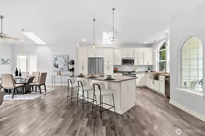 18714 McGhee Drive E, Bonney Lake, WA 98391 - Photo 5
