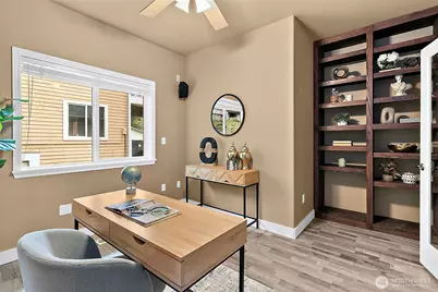 18714 McGhee Drive E, Bonney Lake, WA 98391 - Photo 13